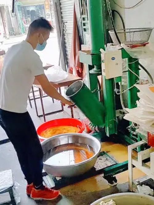 食品加工與商用機械 工業(yè)機械在現(xiàn)代生產(chǎn)制作中的關(guān)鍵應(yīng)用